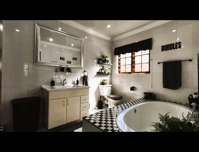 5 BEDROOM HOUSE FOR SALE IN BRENTWOOD PARK